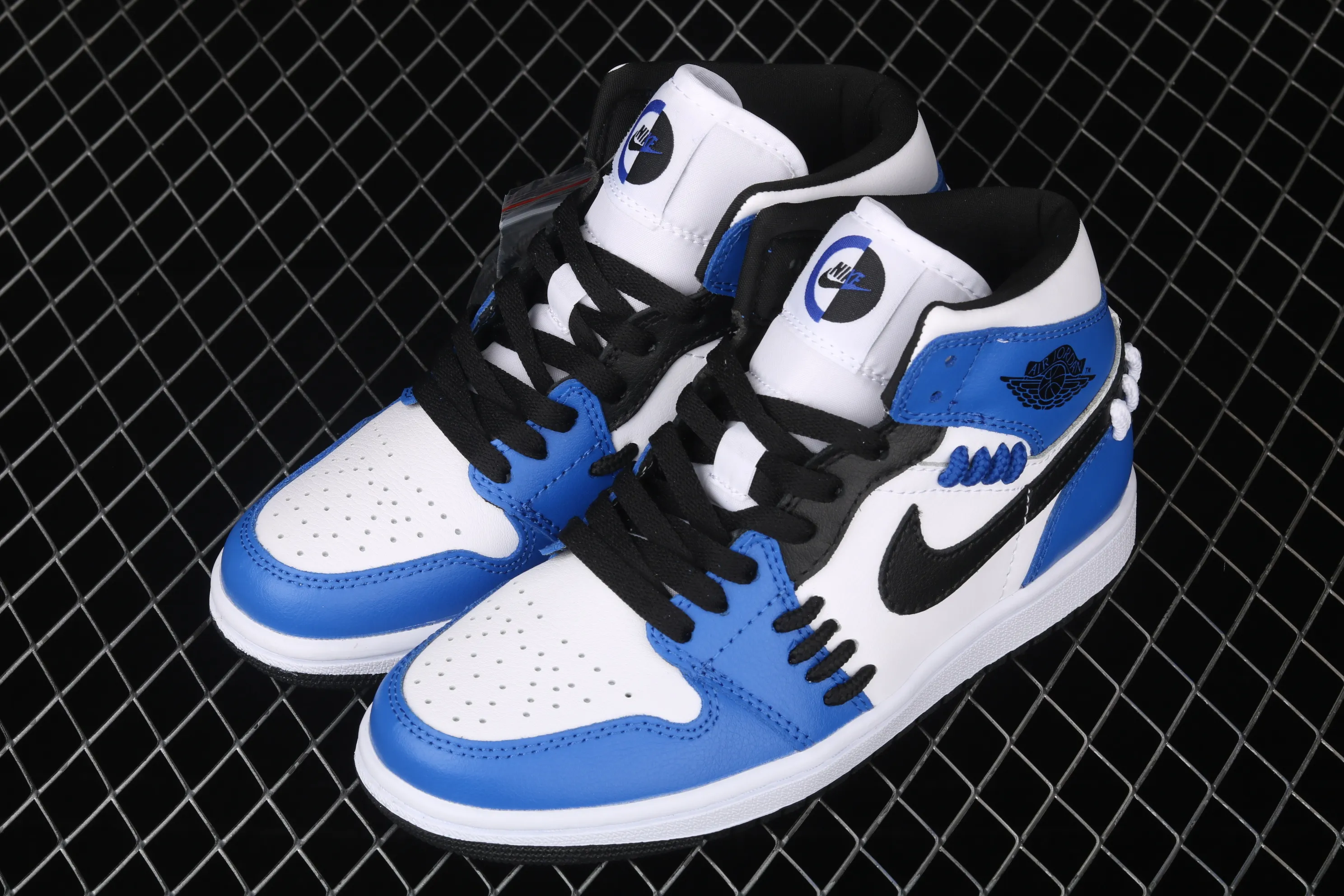 All categories Air Jordan Jordan series basketball shoes Air Jordan 1 Mid Air Jordan 1 Mid SE "Game Royal" AJ1 Joe 1 China White and Blue Deconstruction CV0152-401